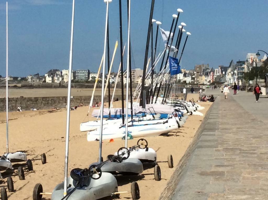 Appartement Les Pieds Dans L'Eau - Residence Sur La Plage Saint-Malo Buitenkant foto