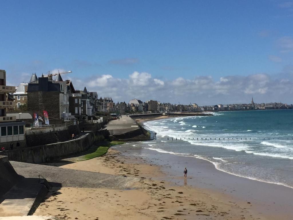 Appartement Les Pieds Dans L'Eau - Residence Sur La Plage Saint-Malo Buitenkant foto